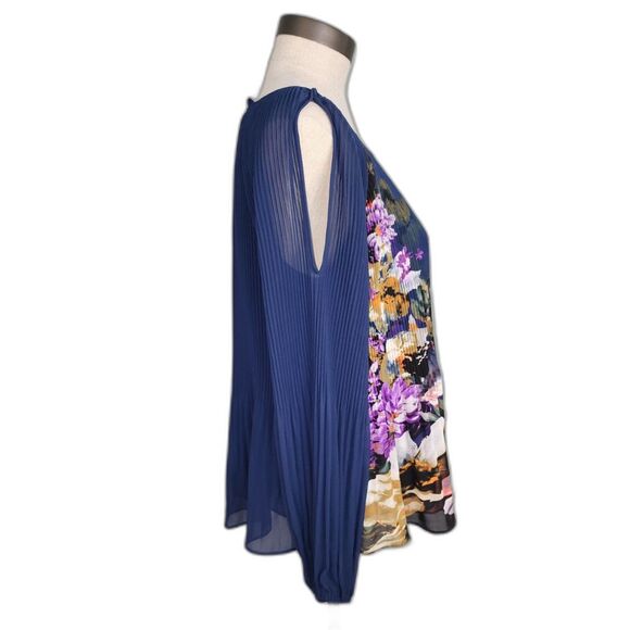 INC International Concepts Blue Floral Pleated Cold Shoulder Blouse Size S - Picture 2 of 5